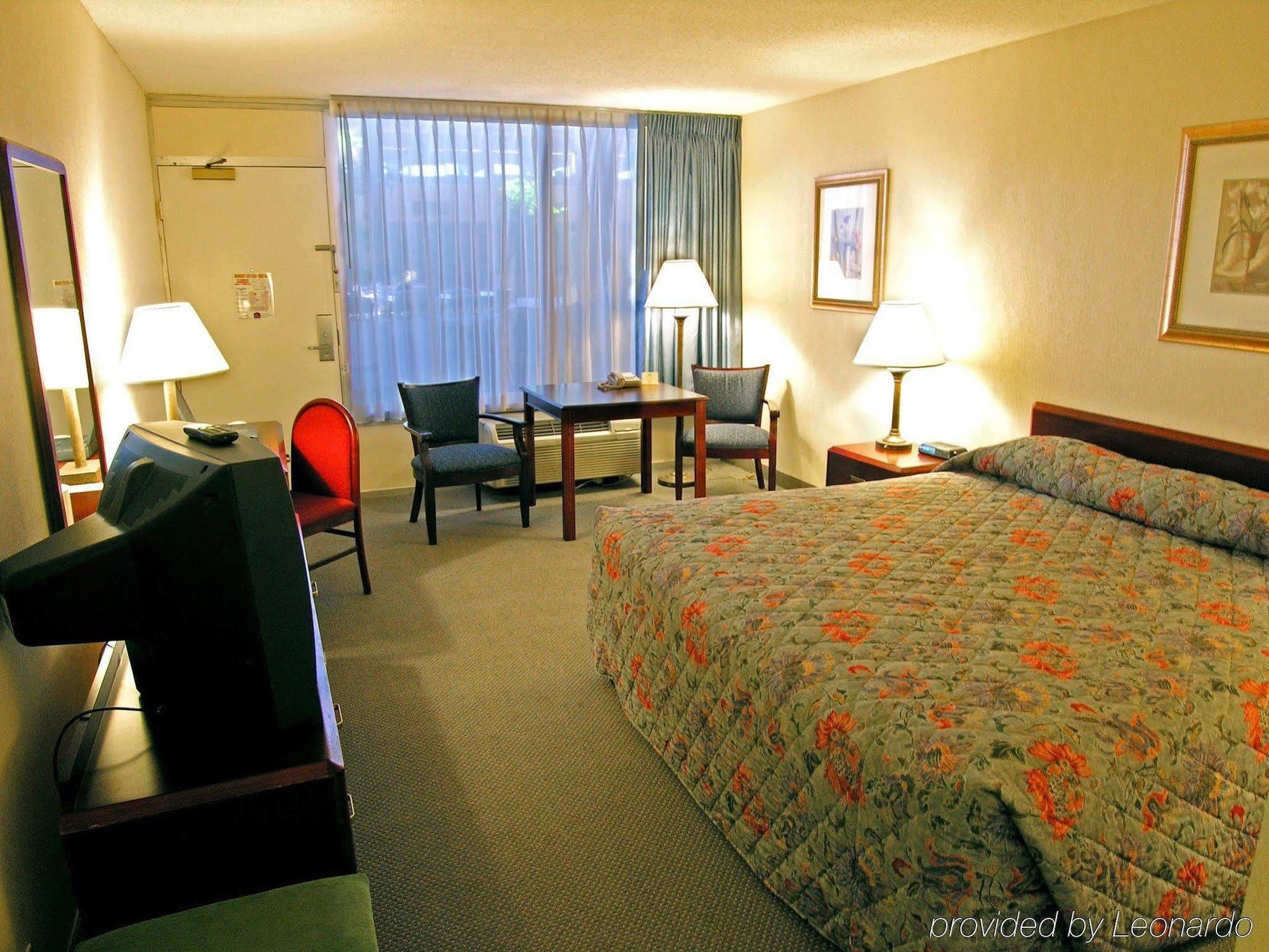Travelodge By Wyndham Gaylord Zewnętrze zdjęcie